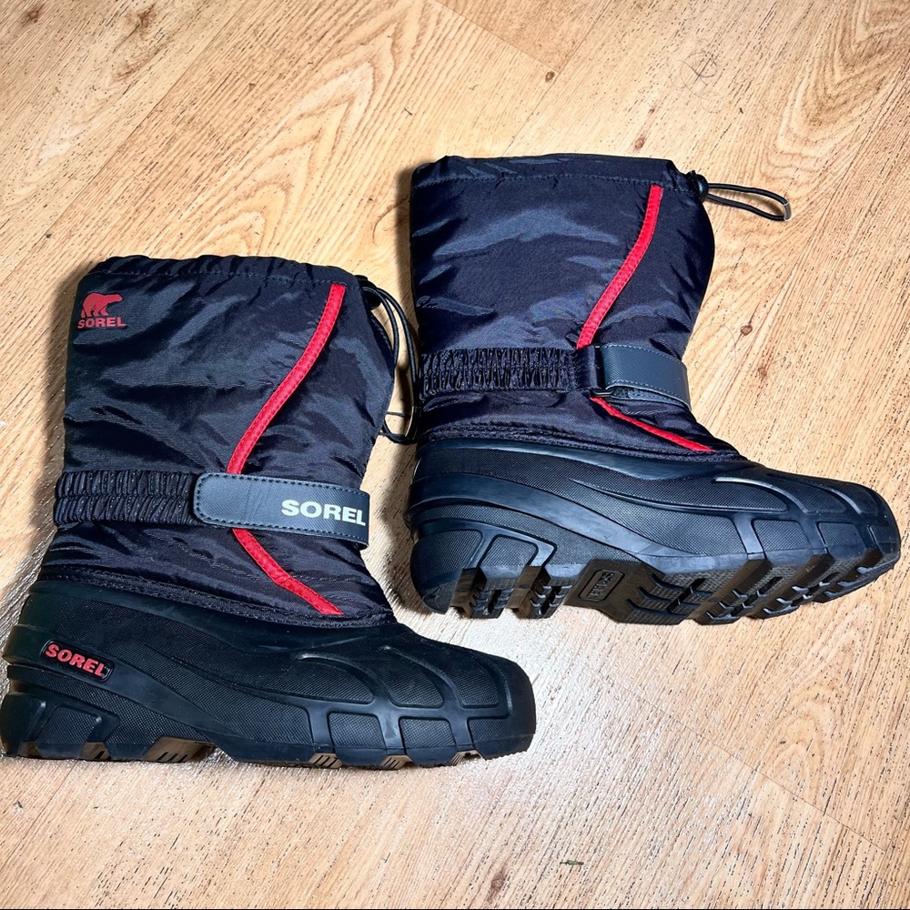 Sorel kids size 4 winter boots